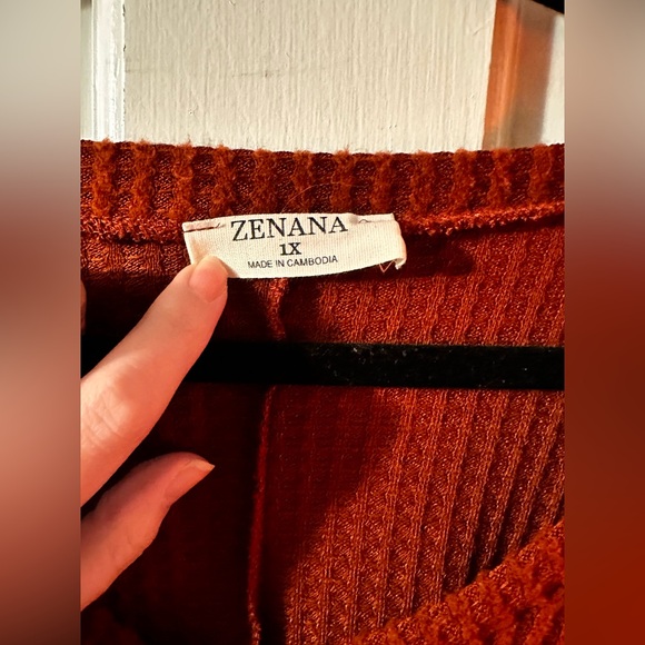 Chic Soul Rust Waffle Weave Top - Picture 3 of 4